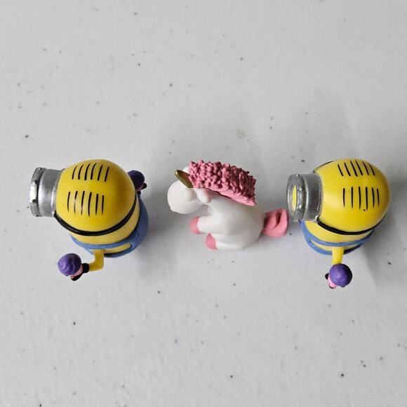 Despicable Me Minion Surprise Mini 2 Figures‎ with Cupcakes Unicorn - Picture 5 of 8